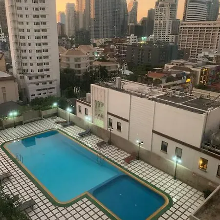 Spacious Room In Sukhumvit Nana Bangkok Exterior photo